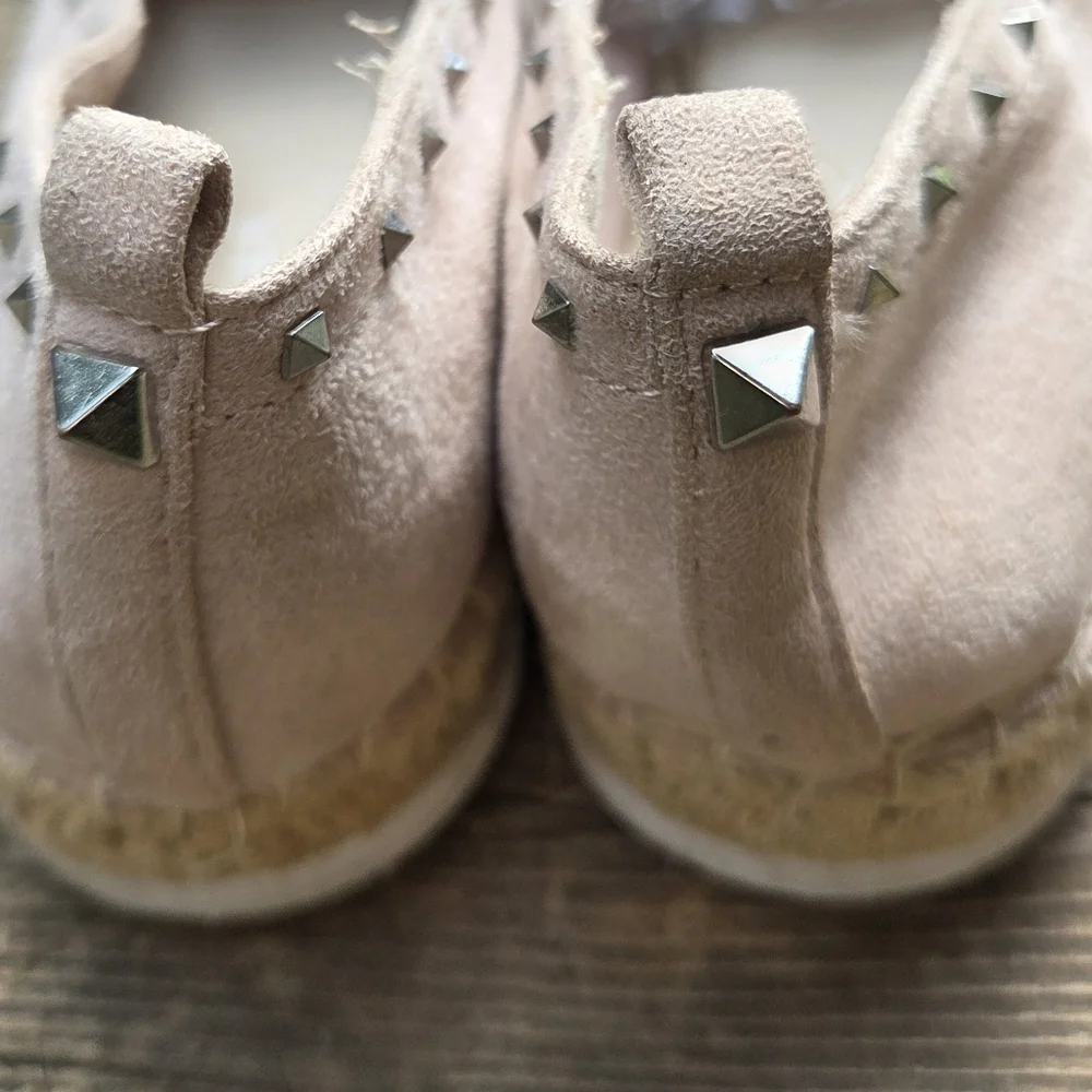 Marc Fisher Studded Espadrille Slip On Sneakers Beige Suede Flats 8.5
